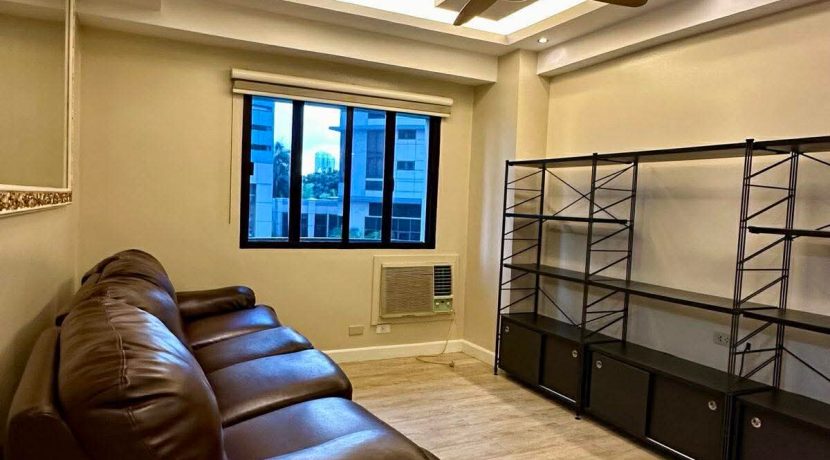 546befc97fe18c76326d205d572bb808