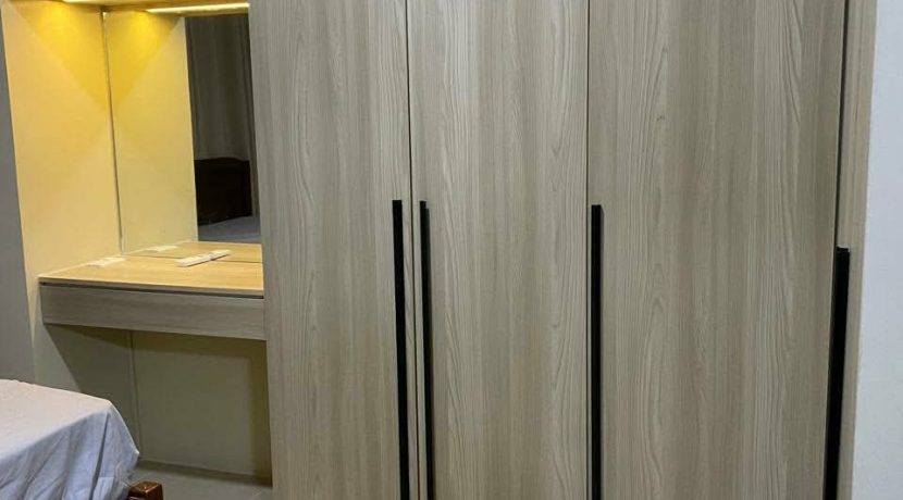 619c1df2ffc6b89618e4c8ab7b7525b3