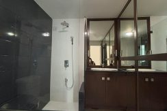 64de9febd3c8667c3541e57bc49b92ca