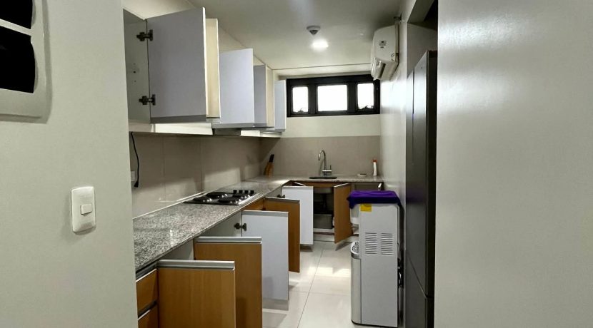 88d04dbf8c03aa2c77586deec49f174b