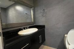 afea4c3ef16f63977250a3aecb5163db