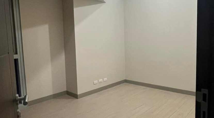 b32de37a3453791d27a7663ca026083e