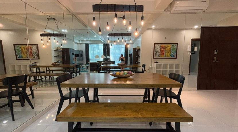 c1fe338ba35adf3c6497474a3ca1bb69