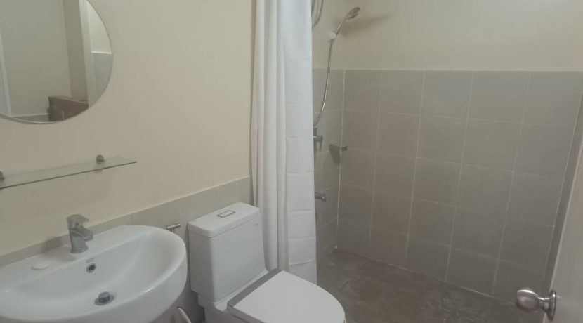 d1b18fda45283b8e5eb539f022cbb722