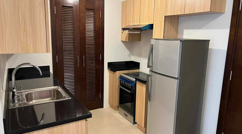 e88f00416e1d665f3ba5eb4882a86ea0