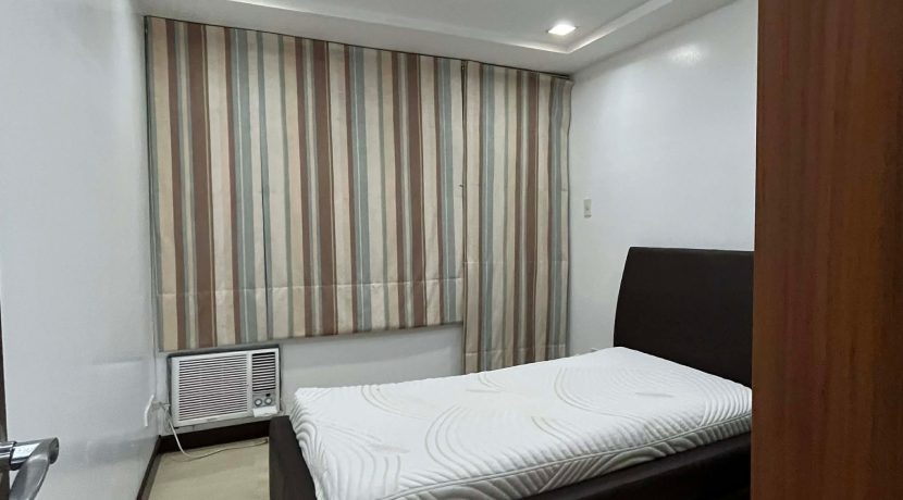 d39772be9c48537259ffa93feeabd6c5